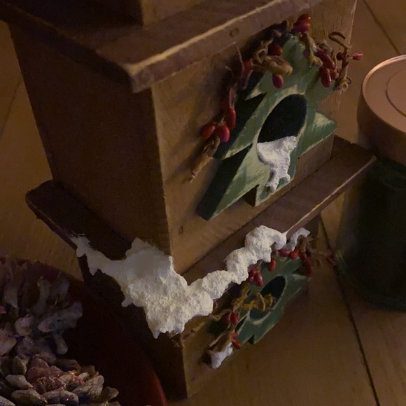 Holiday Decor - Rustic Country Cabin Christmas 🎄 - Picture 12 of 14